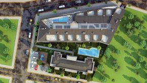 DeLuxe Residance Twins Pools on SKY#